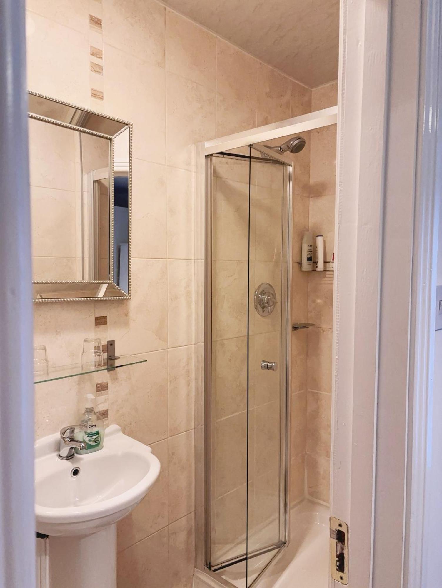 Mulgrave Lodge Dún Laoghaire Eksteriør billede